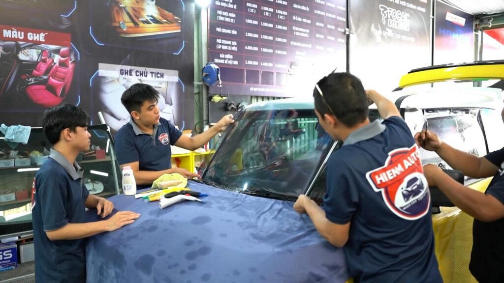 Khóa học dán PPF, Phim cách nhiệt, detailing Ô Tô-HIEN M AUTO
