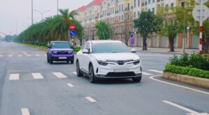 Hai dòng xe VinFast VF 8 và VF 3