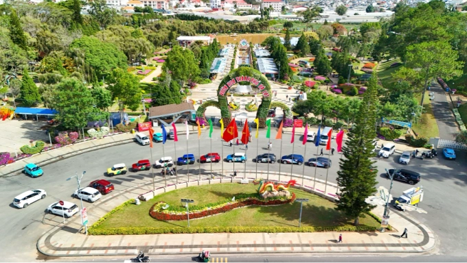 Dàn xe điện VinFast trong sự kiện tại TP Đà Lạt