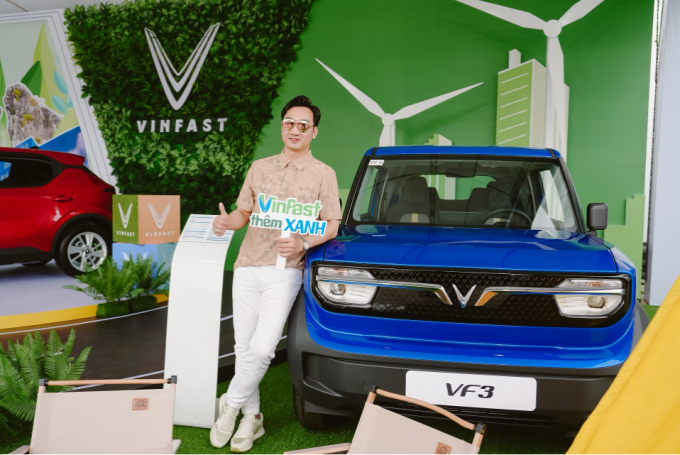 MC Thành Trung tại sự kiện của VinFast ở Quảng Ninh