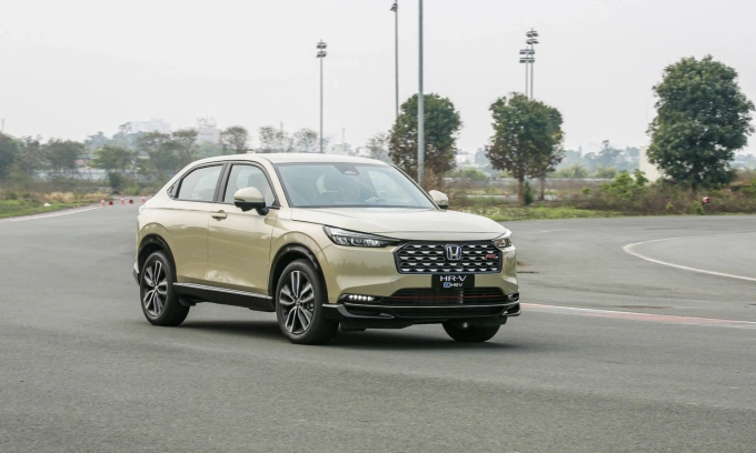 Honda HR-V hybrid 2025 tại Hà Nội