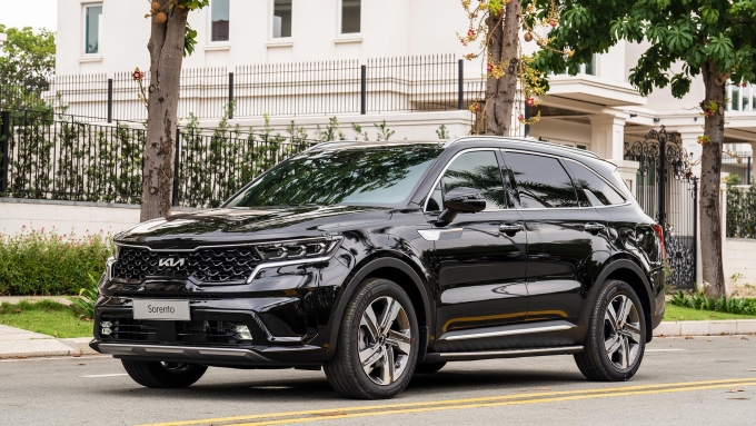 SUV cỡ D Kia Sorento tại thị trường Việt Nam