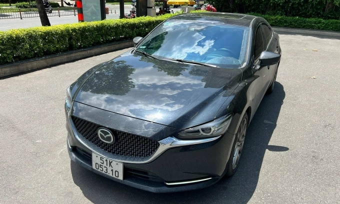 Đỗ xe dưới nắng